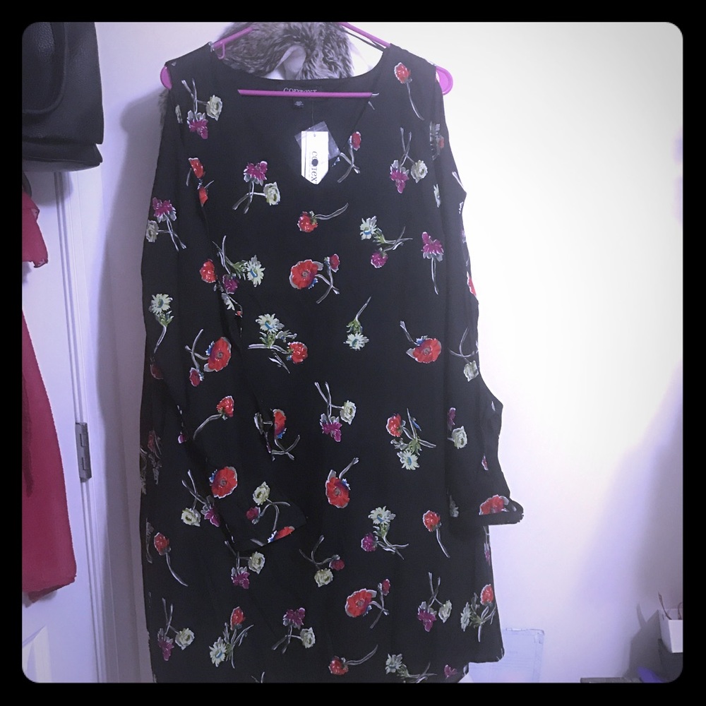 Floral cutout sleeve dress